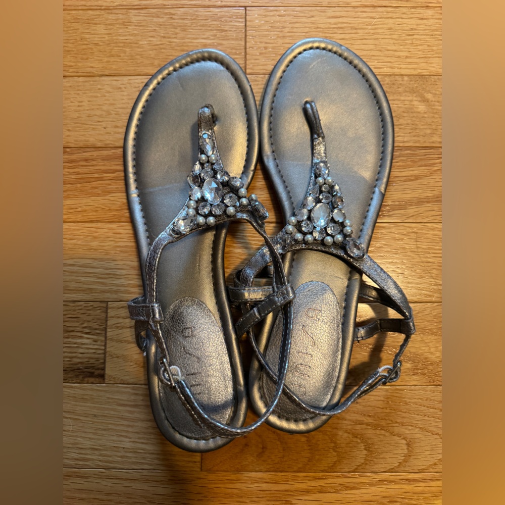 Unisa Jeweled T-Strap Sandals - Metallic Silver